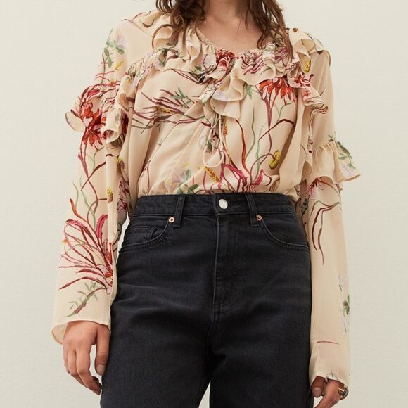 H&M Flounce-trimmed Voluminous Chiffon Blouse - Picture 3 of 9
